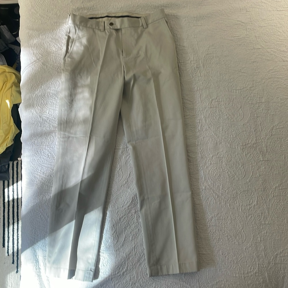 Brooks brothers 32/32 chino dress pants!